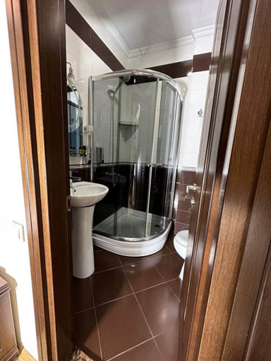 Bathroom 3, Eiffel Hotel, Batumi