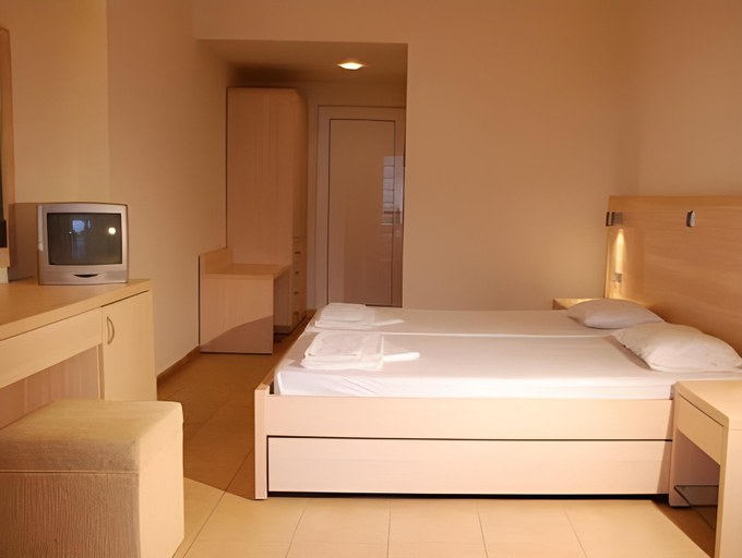 Bedroom 3, Gloria Maris Hotel Suites and Villa, Ionian Islands