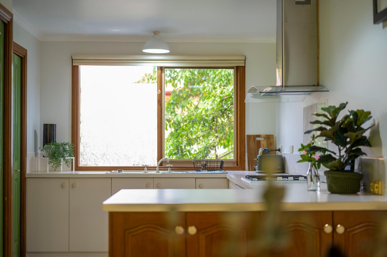 Others 5, Botanica Retreat, Yarra Ranges - Dandenongs
