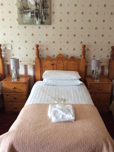 Bedroom 2, The Royal Hotel Arklow