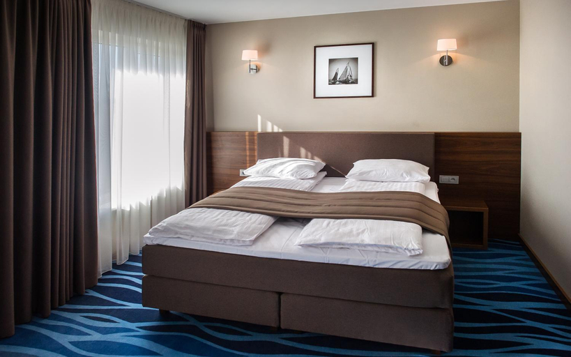 Bedroom 3, Porto Hotel, Plungės