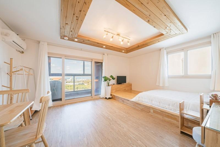 Bedroom 2, Jeju Morwat Stay Pension, Jeju