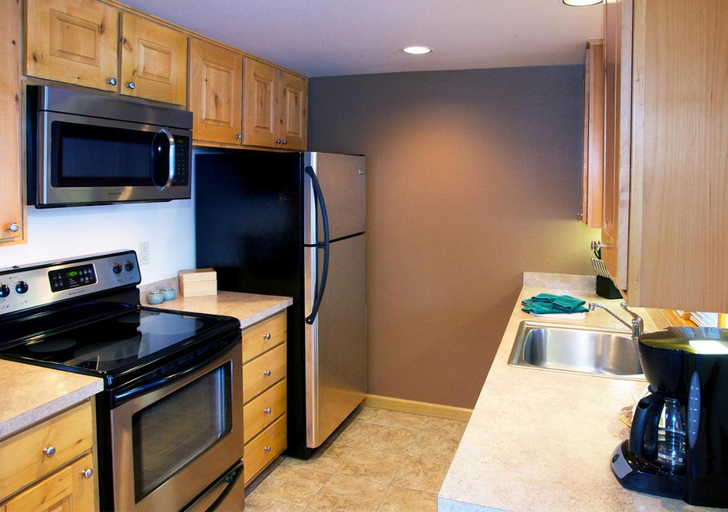 Kitchen, Rams Horn Village Resort, Larimer
