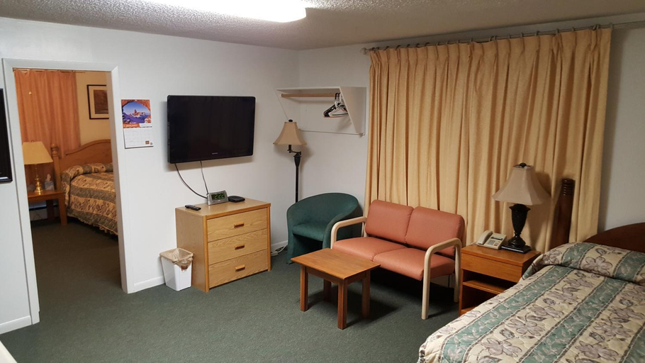 Others 4, Borealis Inn, Fairbanks North Star