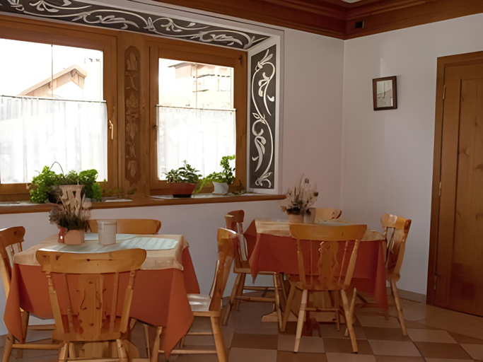 Food & Drinks 4, Hotel Duc De Rohan, Sondrio
