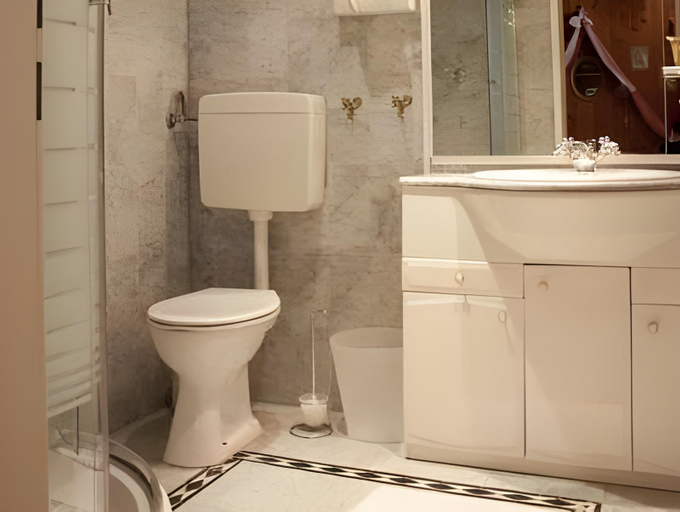 Bathroom 3, Hotel Schneider-Gossl, Wien