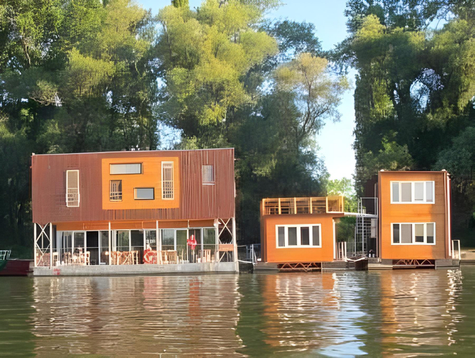 Others 2, ArkaBarka Floating Hostel, Belgrade