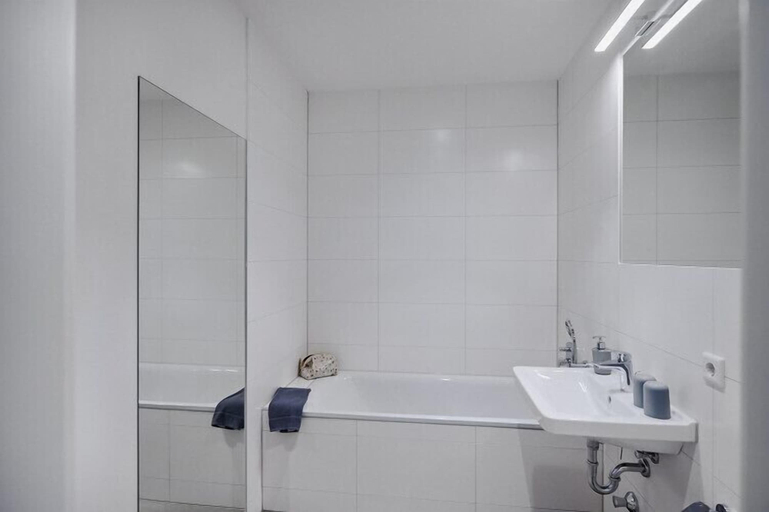 Bathroom 3, KULTURFABRIK Schönbach, Görlitz