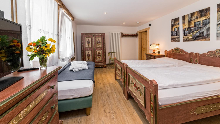Bedroom 3, Hotel Brunella, Bolzano