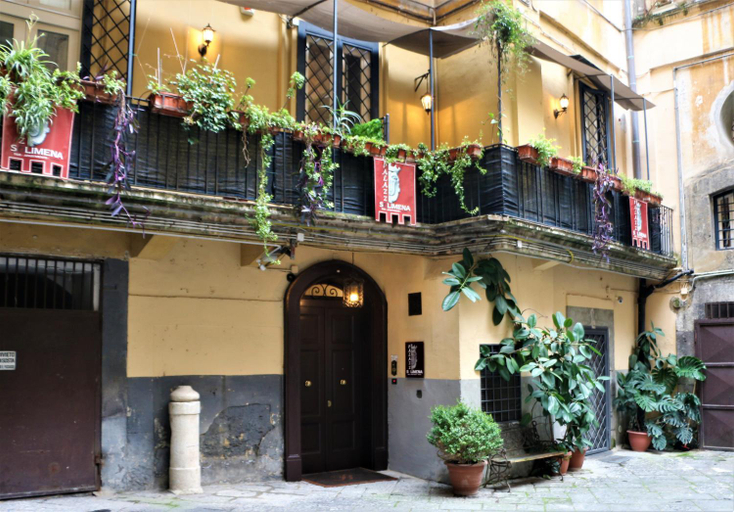 Others 3, B&B Palazzo Solimena, Napoli