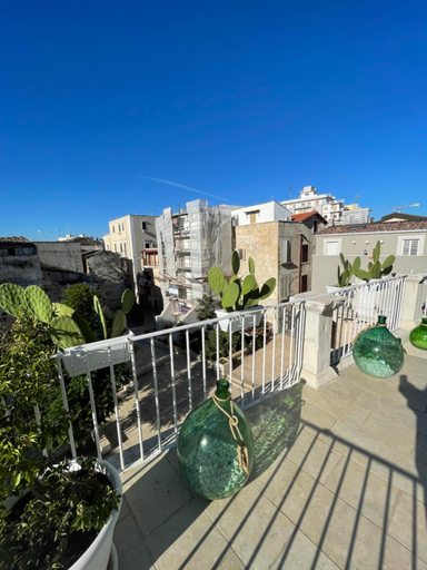 Others 5, Il Borgo B&B, Bari