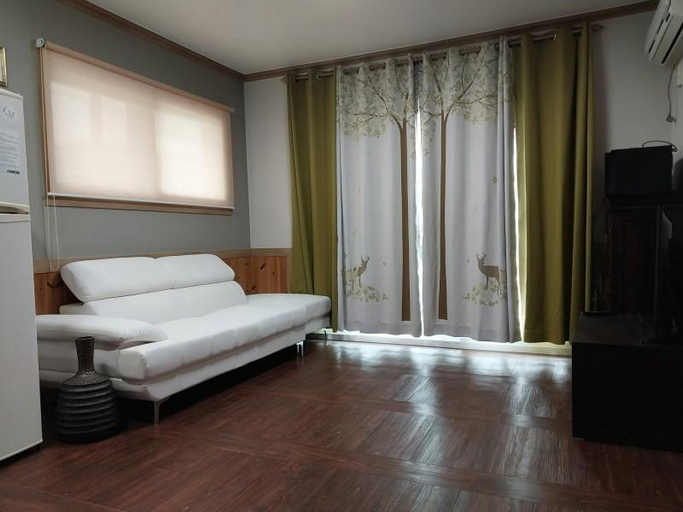 5, Taean(Anmyeondo) Olive Pension, Taean