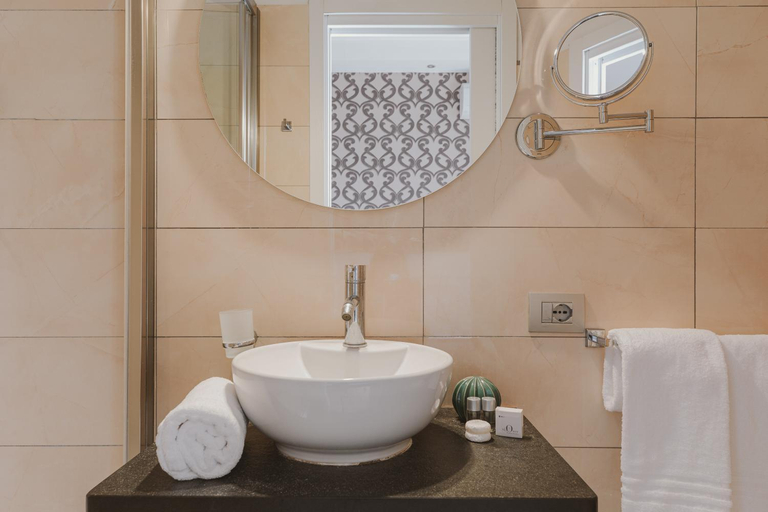 Bathroom 3, Residenza Il Giglio, Rome