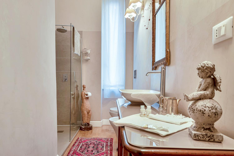 Bedroom 3, Suite Royal, La Spezia