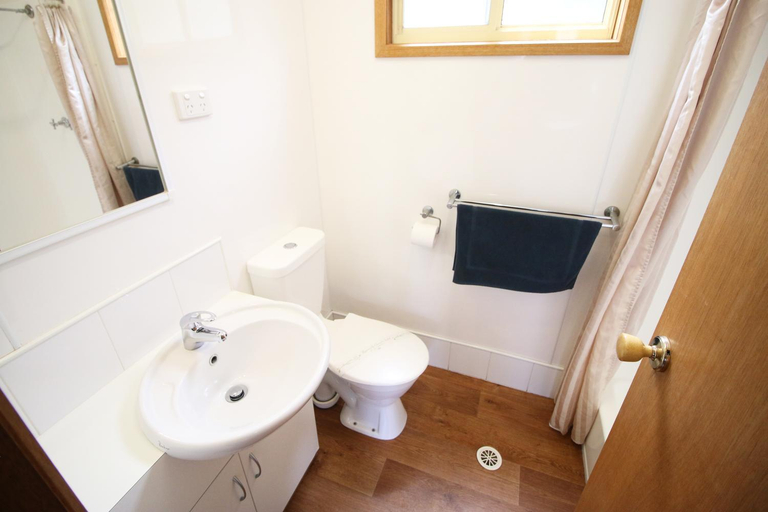 Bathroom 8