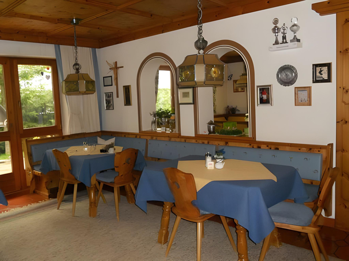 Food & Drinks 5, Haus Gamberg & Premium Sommerkarte, Landeck