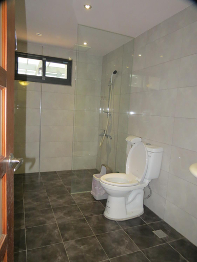 Shower 1, Beetles Forest, Yilan