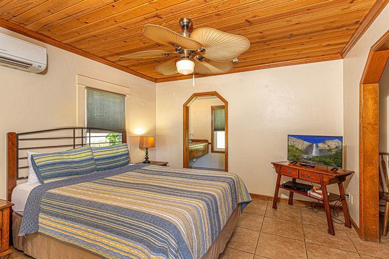 Others 5, River Rock Inn, Mariposa