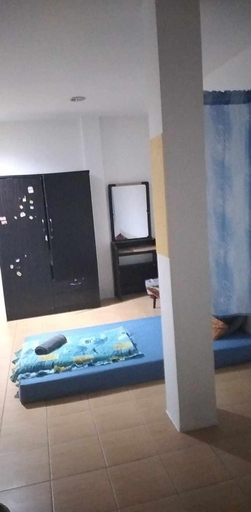 Bedroom 2, Jozef & Erika Apartment, Pattaya