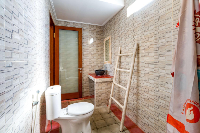 Bathroom 5