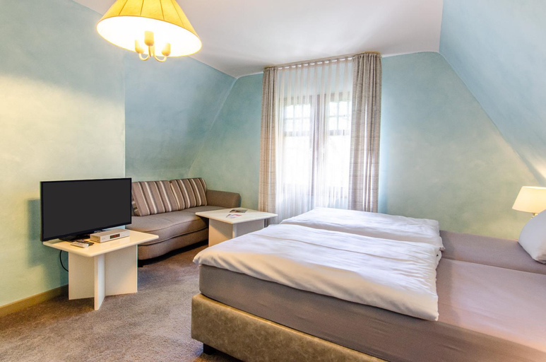 Others 4, Hotel-Restaurant Ochsen, Ortenaukreis