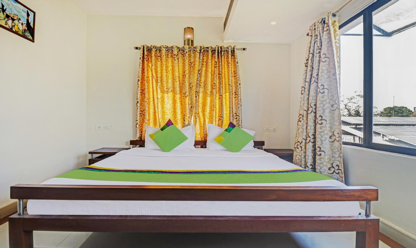 Bedroom 30