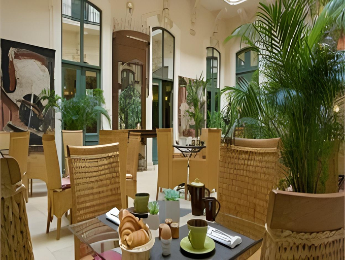 Food & Drinks 3, Le Grand Hotel, Hérault