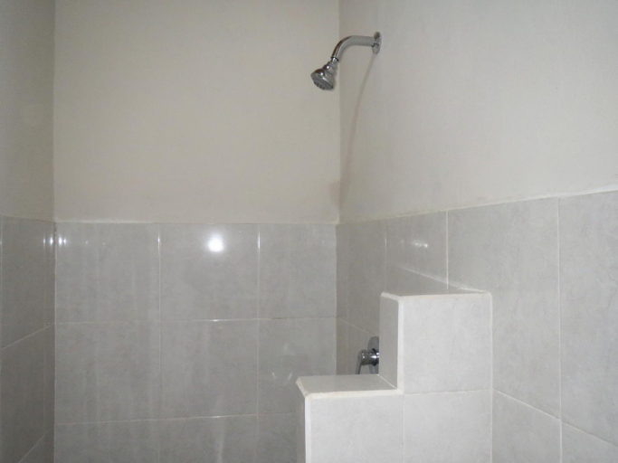 Bathroom 2, Mesari Homestay & Warung, Karangasem