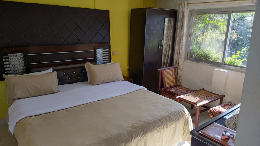 Bedroom 5, Mcleodganj Bed & Breakfast, Kangra