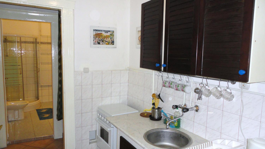 Others 3, Garibaldi 5 Apartments & Rooms, Budapesti