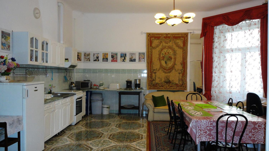 Others 5, Garibaldi 5 Apartments & Rooms, Budapesti