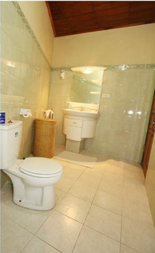 Bathroom 3