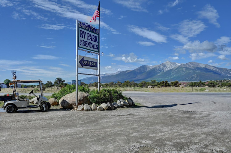 Others 5, Snowy Peaks RV Park, Chaffee
