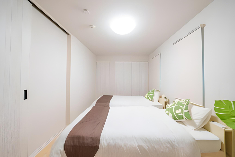 Bedroom 3, B127-1Beachside Base KURUWA Projector | 14:00 in/12:00 out | 8 people, Yokosuka