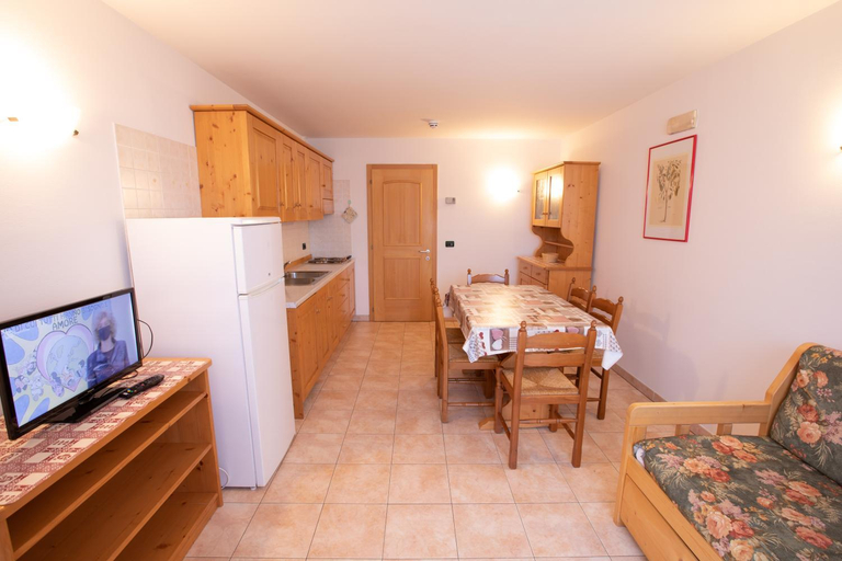 Others 5, Residence Meridiana, Trento
