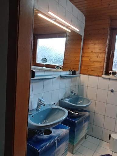 Bathroom 10