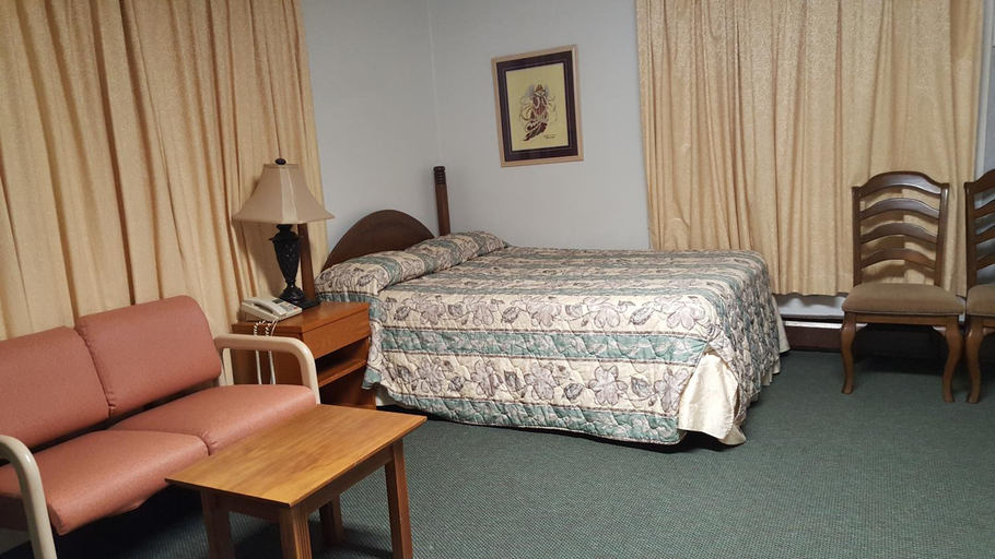 Others 3, Borealis Inn, Fairbanks North Star