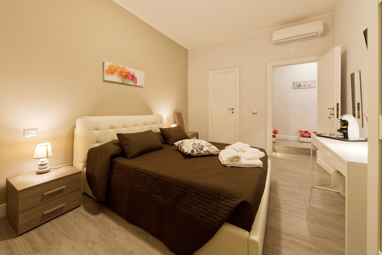 Bedroom 3, Pianeta roma 48, Rome