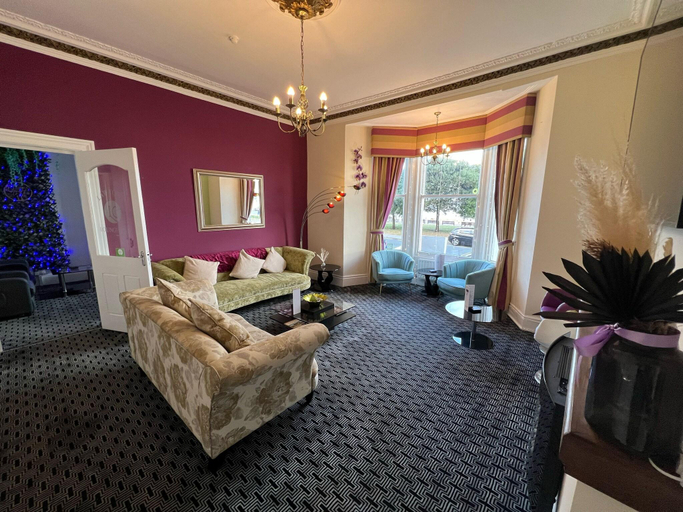 Public Area, Lawton & Lauriston Court, Conwy