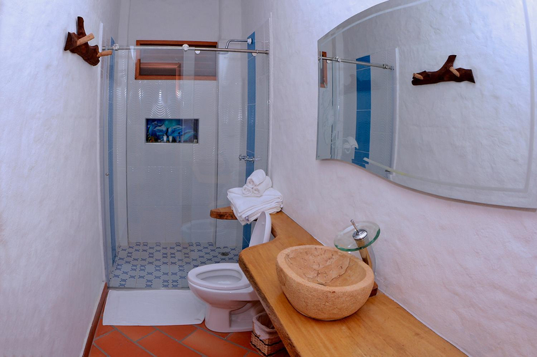 Bathroom 2, Hotel Estorake San Agustin Huila, Isnos