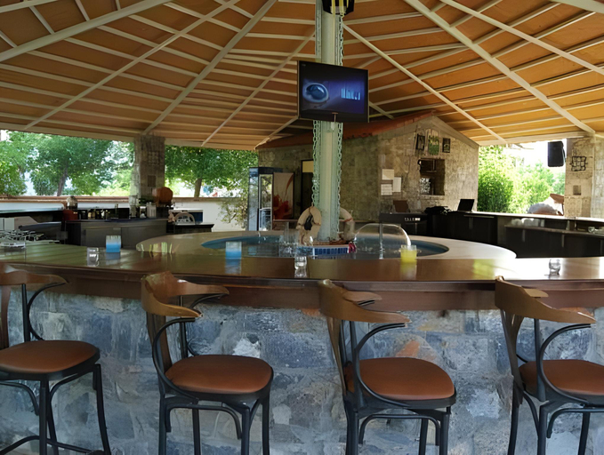 Food & Drinks 4, Binlik , Ortaca