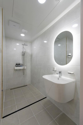 Bathroom, Gurye Dohwa Pool Villa, Gurye