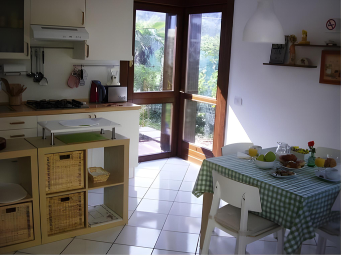 Others 5, B&B Nautilus, Brescia