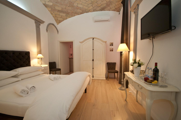 Others 5, B&B La finestra sul Colosseo, Roma