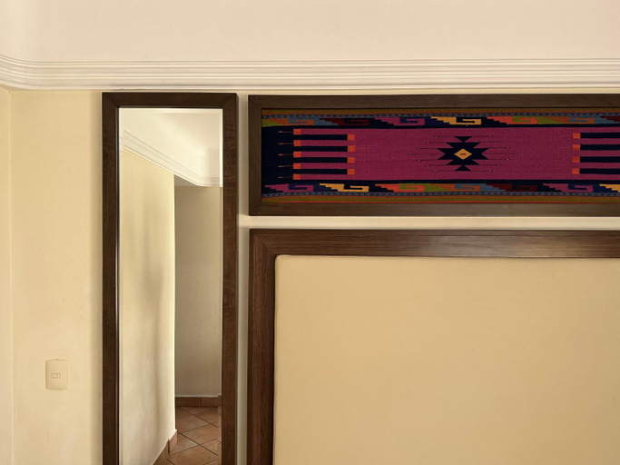 Others 2, Hostal Nordes, Del Centro