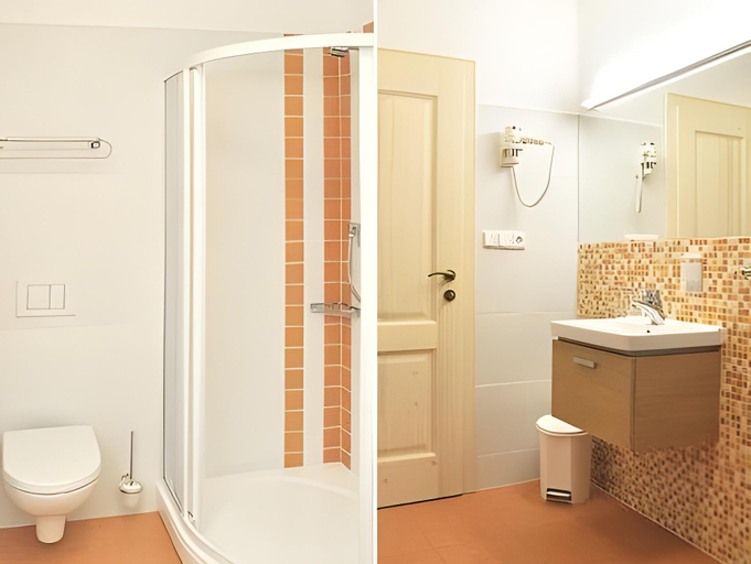 Bathroom 3, Grand Apartments, Trutnov
