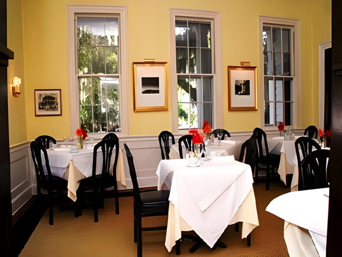 Food & Drinks 4, Rhett House, Beaufort