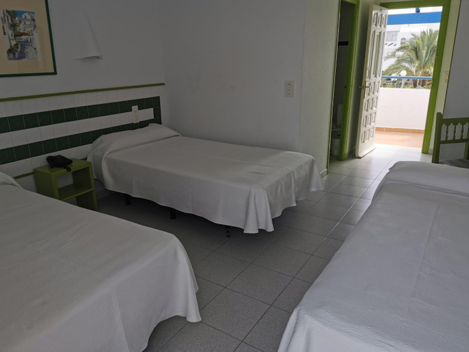 Bedroom 2, Hotel El Puntazo I, Almería