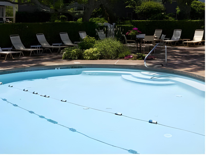 Sport & Beauty 4, Seaglass Inn & Spa, Barnstable