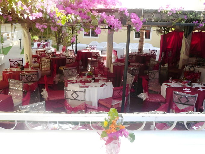 Food & Drinks 4, Hotel Flamboyants, Mbour